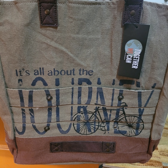 NWT Mona B Journey Tote - Picture 4 of 4